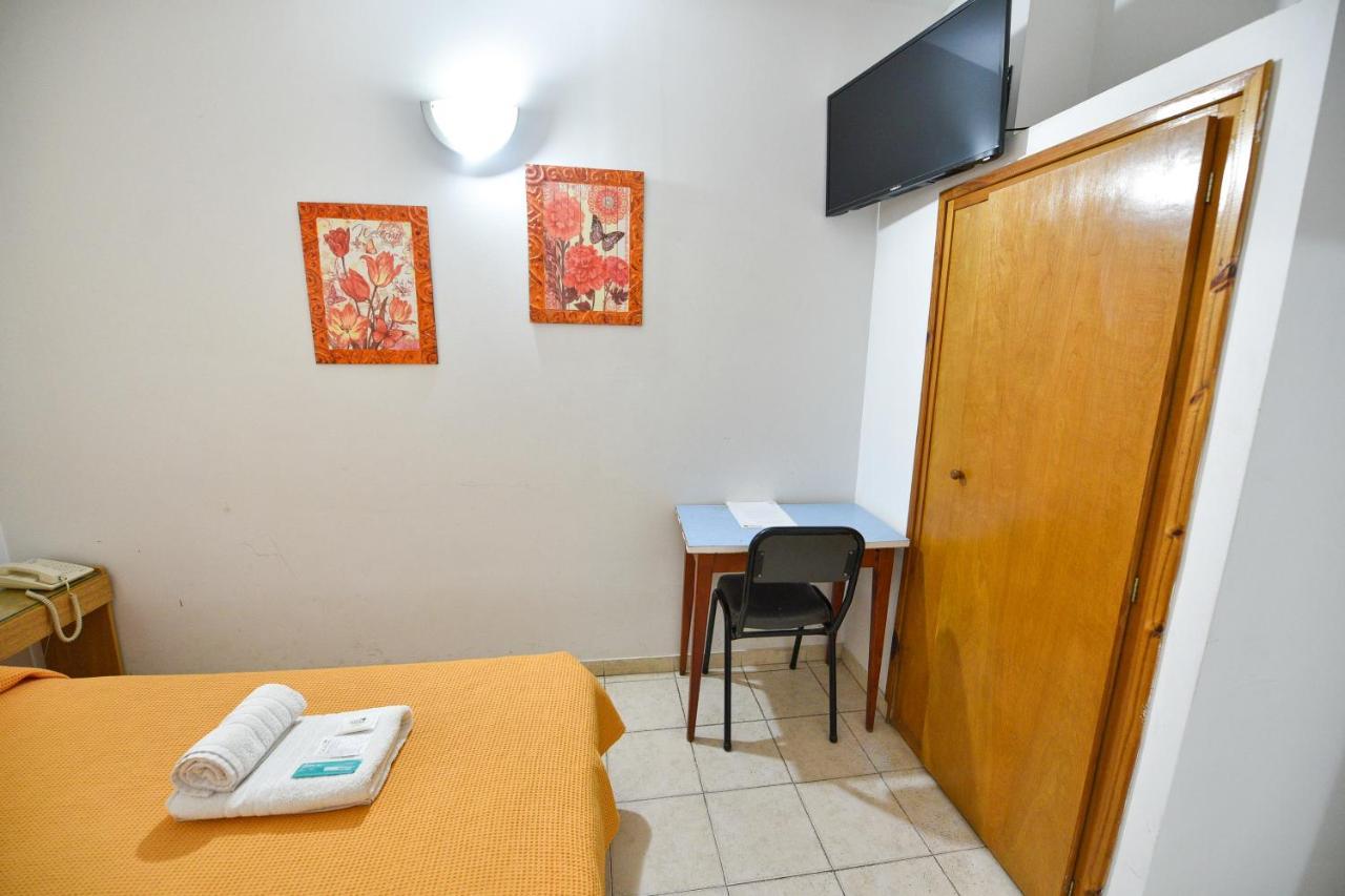 Hotel Simon Trenque Lauquen Εξωτερικό φωτογραφία